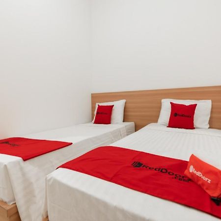 Reddoorz @ Graha Cemerlang Maros Kallikalli Εξωτερικό φωτογραφία