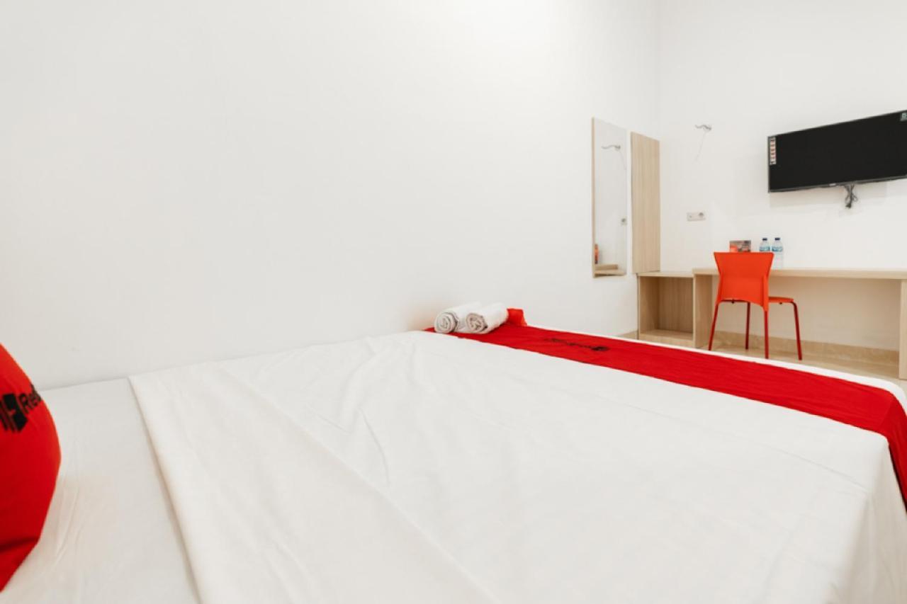 Reddoorz @ Graha Cemerlang Maros Kallikalli Εξωτερικό φωτογραφία