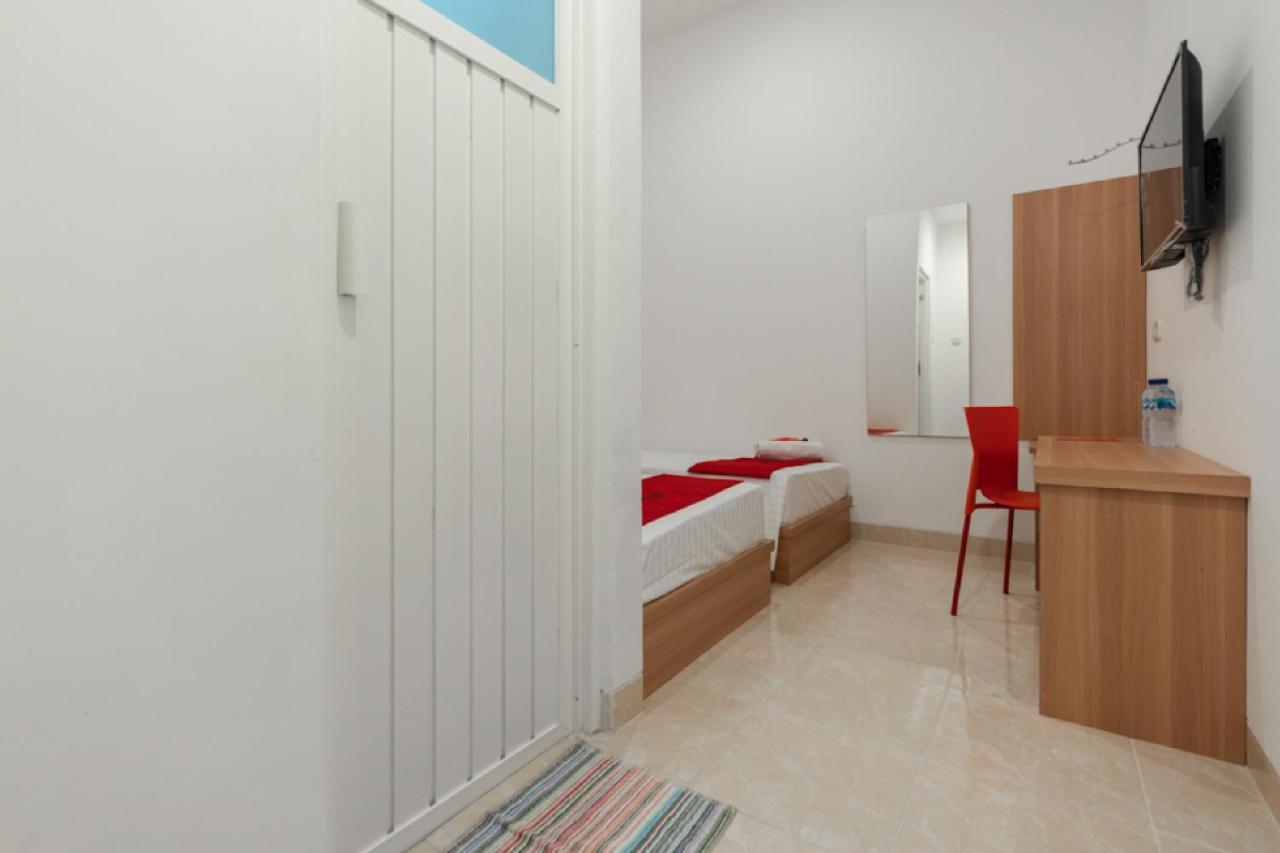 Reddoorz @ Graha Cemerlang Maros Kallikalli Εξωτερικό φωτογραφία