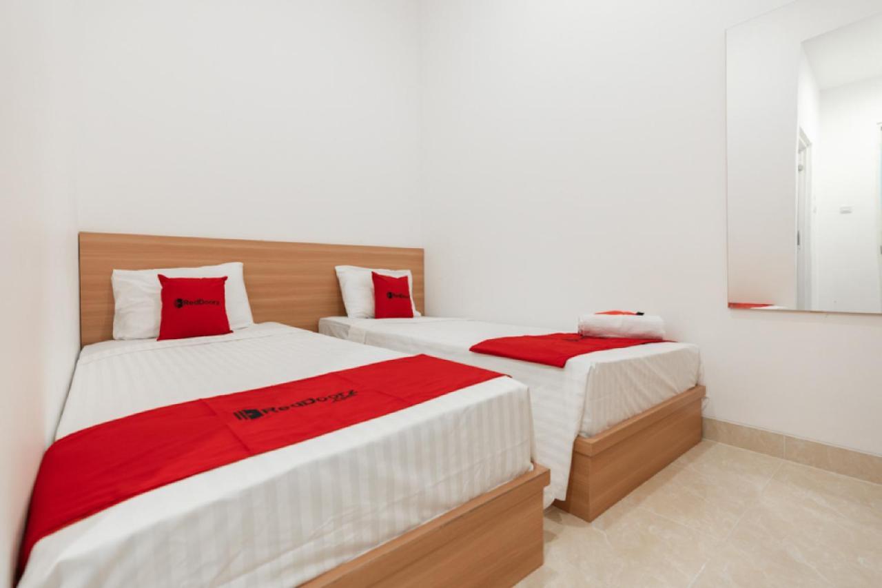 Reddoorz @ Graha Cemerlang Maros Kallikalli Εξωτερικό φωτογραφία